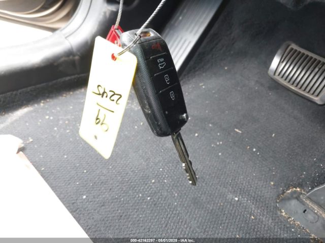 3KPFK4A7XHE052245 KIA FORTE LX