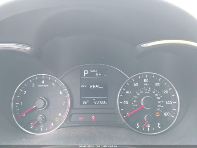 3KPFK4A7XHE052245 KIA FORTE LX