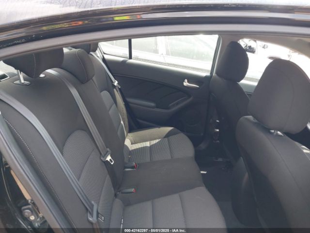 3KPFK4A7XHE052245 KIA FORTE LX