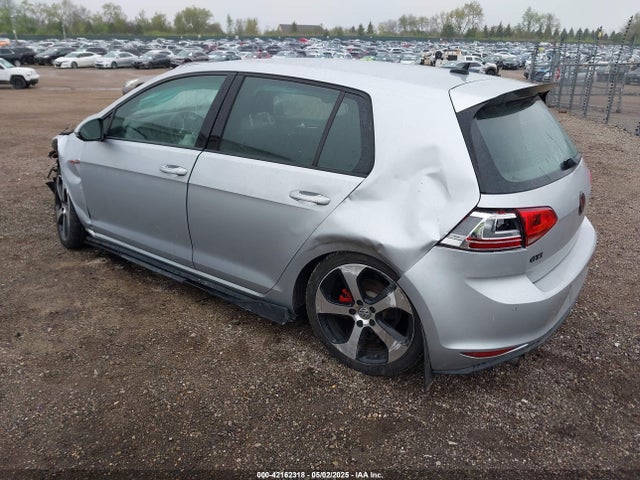 3VW4T7AU6FM086758 Volkswagen 2015
