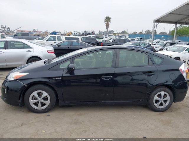 JTDKN3DU6F0413591 Toyota Prius Three