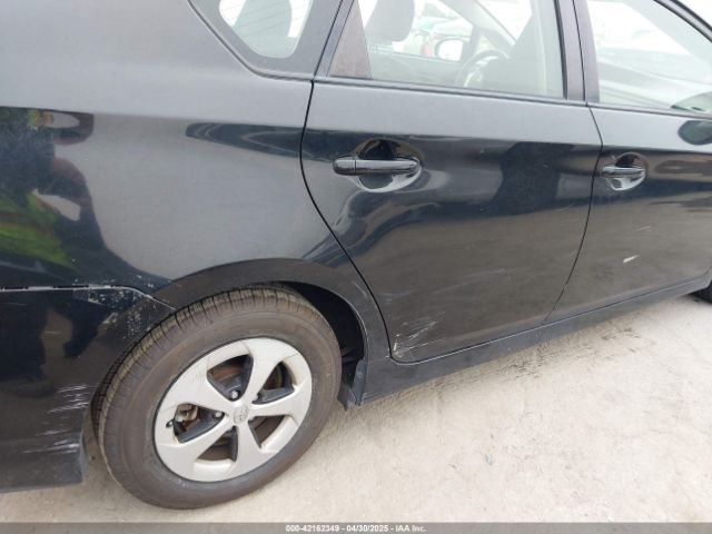 JTDKN3DU6F0413591 Toyota Prius Three