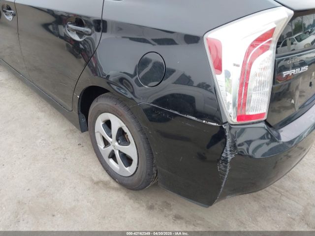 JTDKN3DU6F0413591 Toyota Prius Three