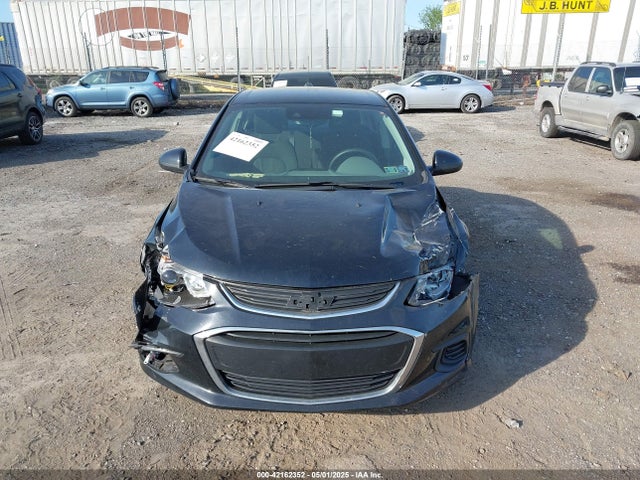 1G1JD5SG2J4117386 Chevrolet Sonic Lt Auto
