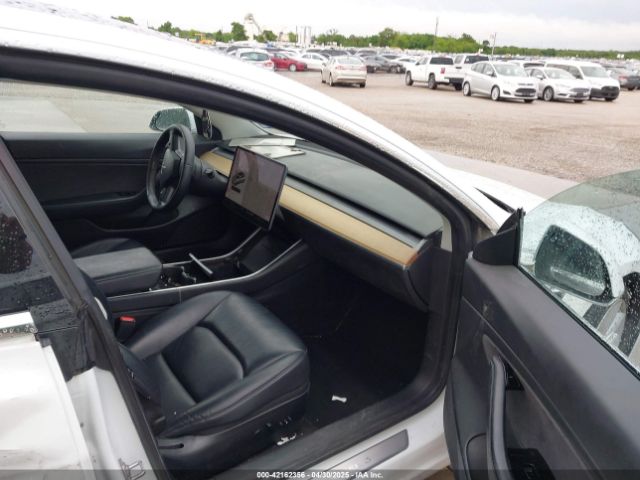 2020 TESLA MODEL 3 5YJ3E1EB2LF638612 Photo 4