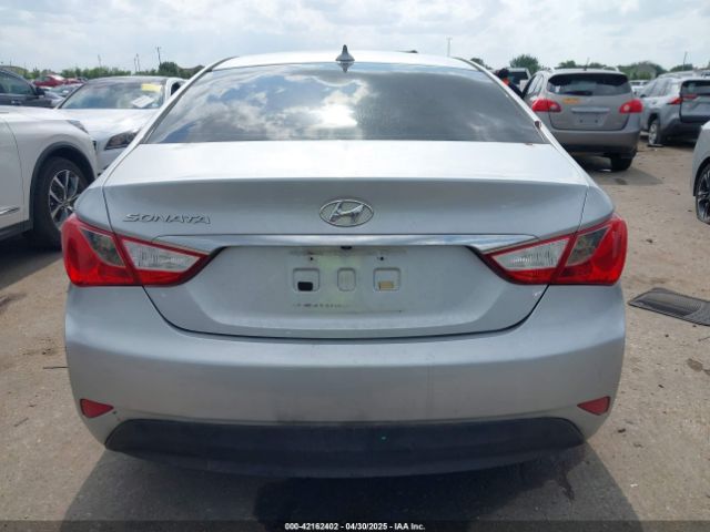 5NPEB4AC3EH858105 Hyundai SONATA GLS