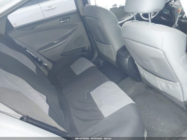 5NPEB4AC3EH858105 Hyundai SONATA GLS