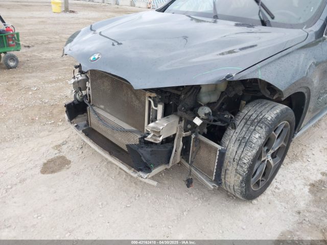 2017 BMW X1 WBXHT3C33H5F76171 Photo 5