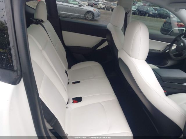 2021 TESLA MODEL Y 5YJYGDEE2MF098692 Photo 7