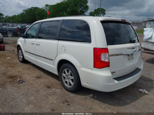 2011 CHRYSLER TOWN & COUNTRY 2A4RR5DG9BR775238 Photo 2