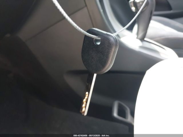 3GNCJKSB7HL267940 Chevrolet TRAX LS