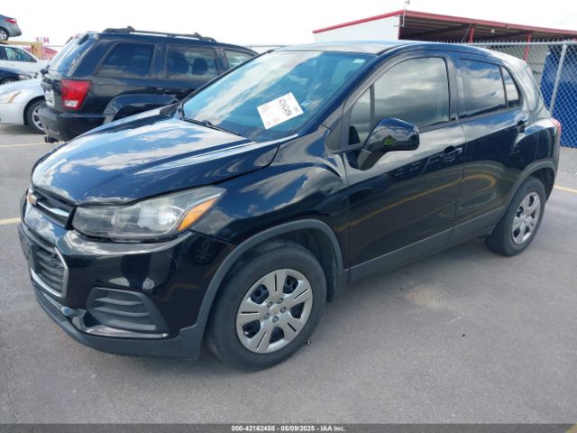 3GNCJKSB7HL267940 Chevrolet TRAX LS