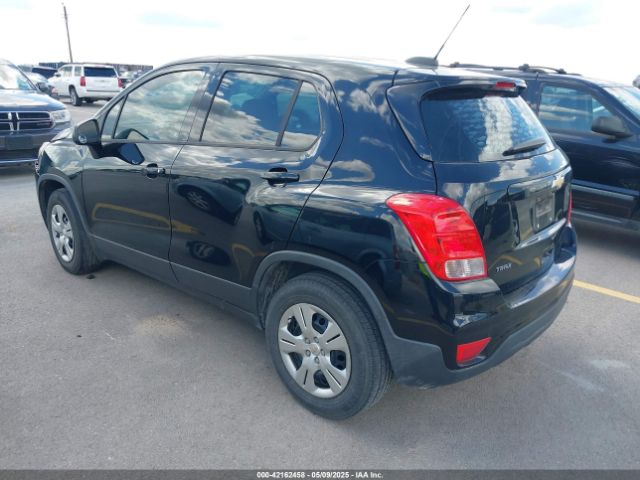 3GNCJKSB7HL267940 Chevrolet TRAX LS