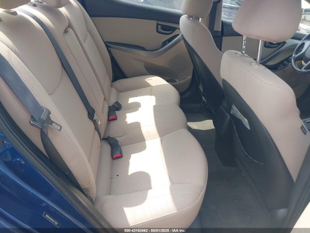 5NPDH4AE6GH773614 Hyundai ELANTRA SE