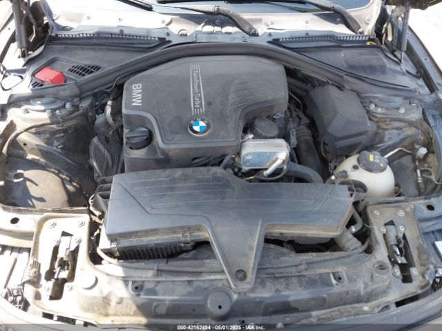 WBA8A9C50JAH12161 BMW 320i