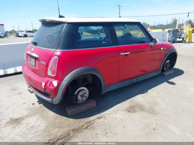 2005 MINI COOPER S WMWRE33535TL12429 Photo 3