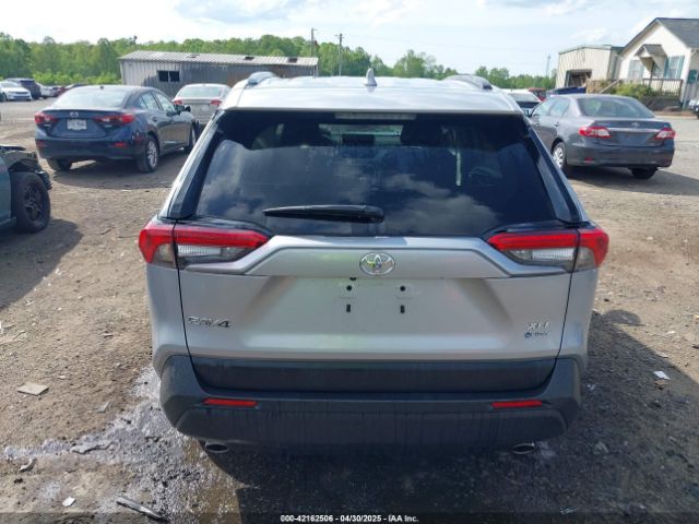 2T3RWRFV7SW268703 Toyota Rav4 Hybrid Xle
