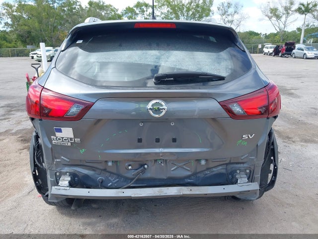 JN1BJ1CP3KW232888 Nissan Rogue Sport Sv