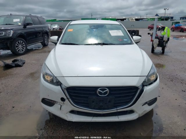 3MZBN1V30JM209575 Mazda Mazda3 Touring