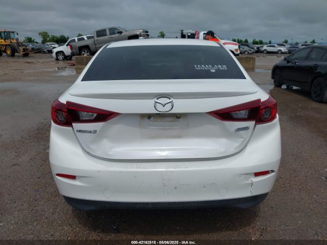 3MZBN1V30JM209575 Mazda Mazda3 Touring