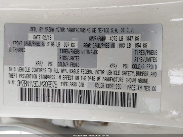 3MZBN1V30JM209575 Mazda Mazda3 Touring