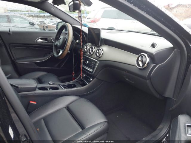 2020 MERCEDES-BENZ GLA WDCTG4GB9LJ688905 Photo 4