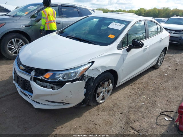 1G1BC5SM6J7134204 Chevrolet Cruze Ls Auto