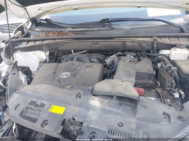 5TDZZRFH1HS227592 Toyota Highlander Le Plus
