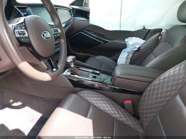KNALC4J16H5067877 KIA Cadenza Limited