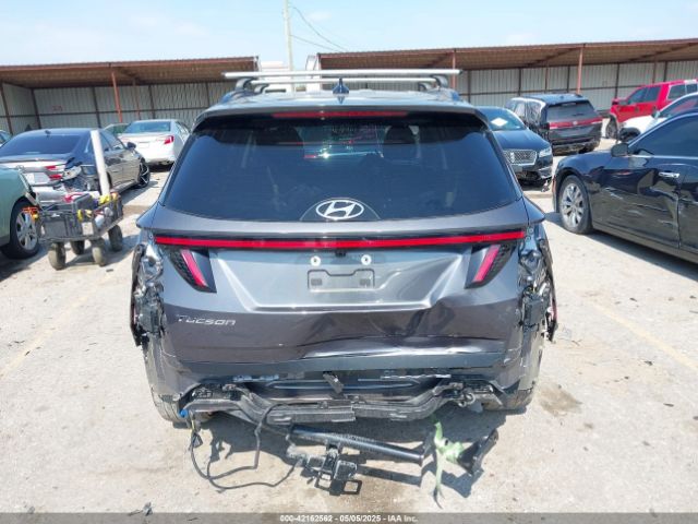 KM8JF3AE1NU106371 Hyundai Tucson Xrt