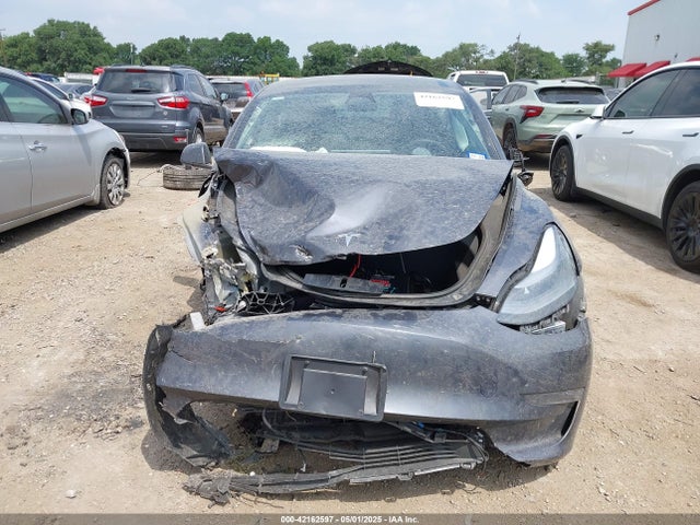 5YJ3E1EC1PF678145 Tesla 2023