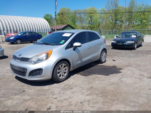 KNADM5A33E6381985 KIA RIO LX