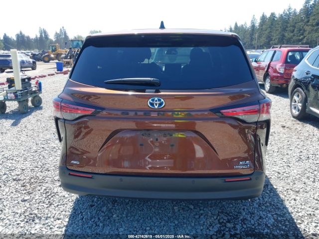 5TDYSKFC9MS002567 Toyota SIENNA XLE