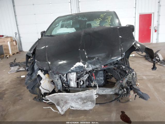 2C4RDGCG4HR737636 Dodge Grand Caravan Sxt