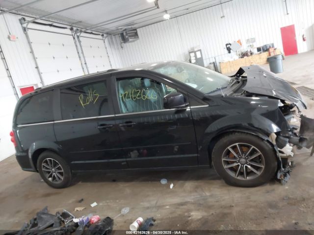 2C4RDGCG4HR737636 Dodge Grand Caravan Sxt