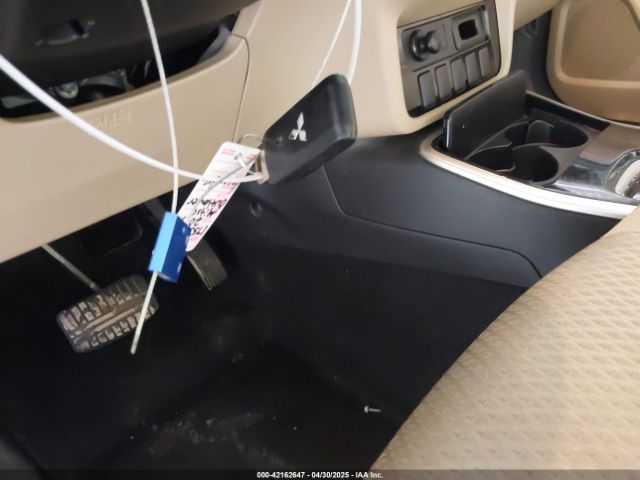 JA4AD3A36HZ039602 Mitsubishi Outlander Se/sel