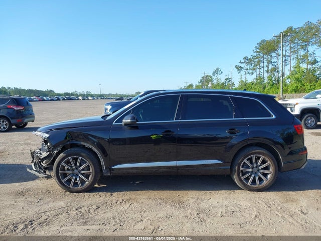 WA1LHAF78JD052349 Audi Q7 2.0t Premium