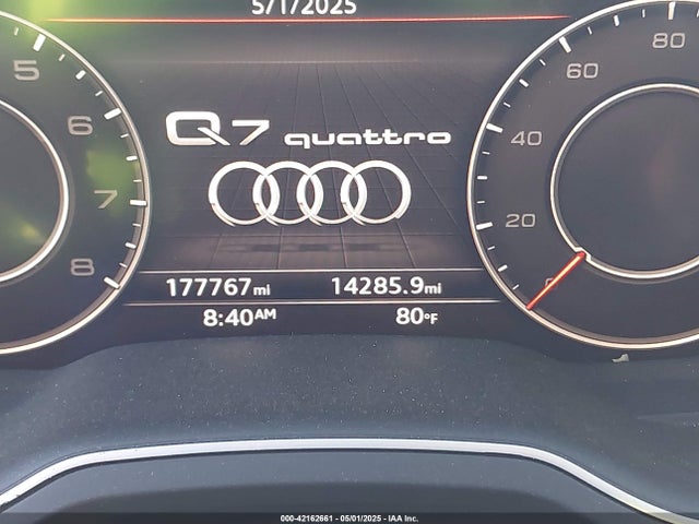 WA1LHAF78JD052349 Audi Q7 2.0t Premium