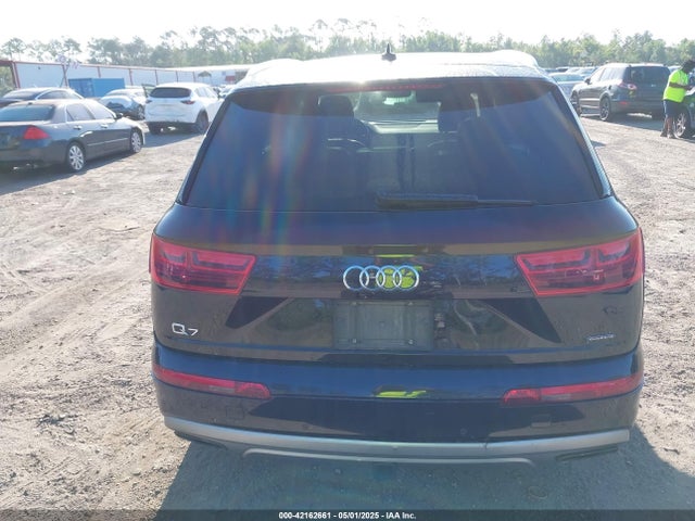 WA1LHAF78JD052349 Audi Q7 2.0t Premium
