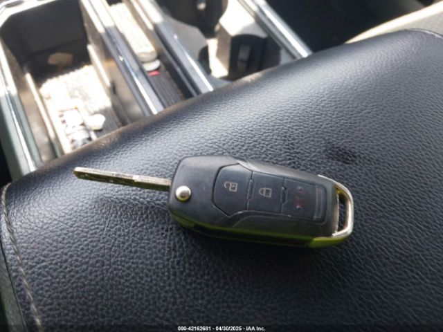 1FTEW1CP0KFD48612 Ford F-150 Xlt