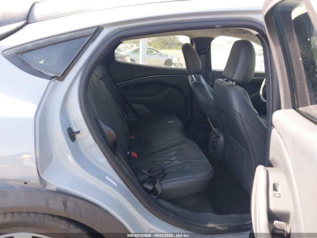 2024 FORD MUSTANG MACH-E 3FMTK1R49RMA16724 Photo 7
