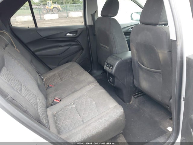 2GNAXUEV8K6293904 Chevrolet EQUINOX LT
