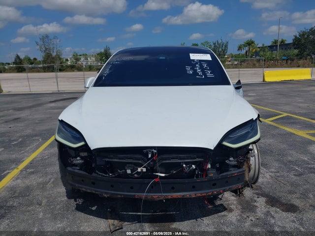 Продаж на аукціоні авто 2018 Tesla Model X 100d/75d/p100d, vin: 5YJXCBE23JF114041, номер лоту: 42162691