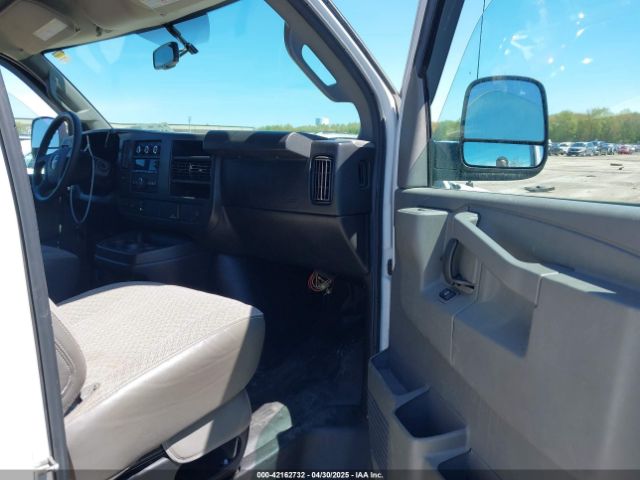 1GTW7AFFXH1909070 GMC Savana 2500 Work Van