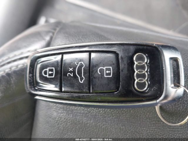 WAUD8AF28LN038685 Audi 45 tfsi (2.0t)