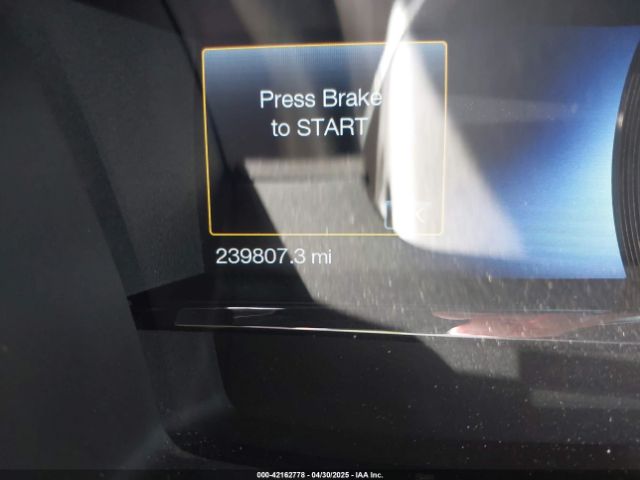 1LNHL9DK7EG609994 Lincoln MKS