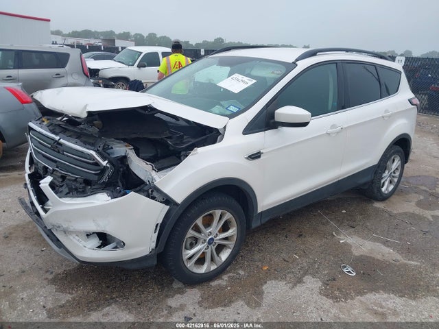 1FMCU9HDXJUA15012 Ford ESCAPE SEL