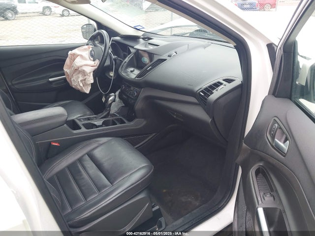 1FMCU9HDXJUA15012 Ford ESCAPE SEL