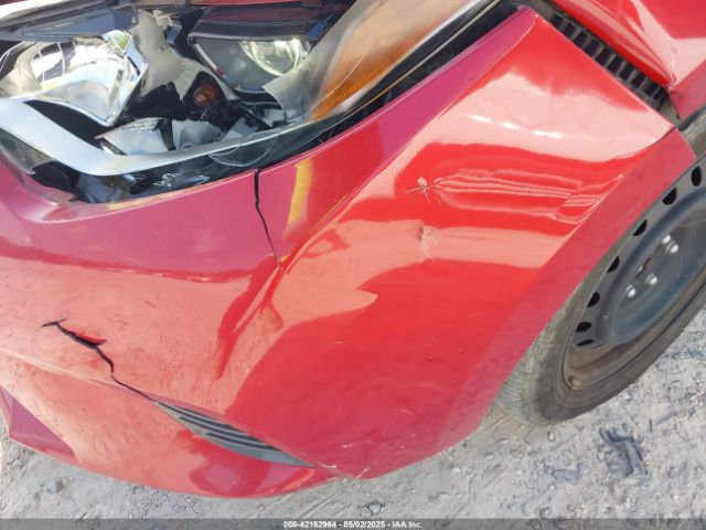 2T1BURHE2GC630927 Toyota COROLLA LE