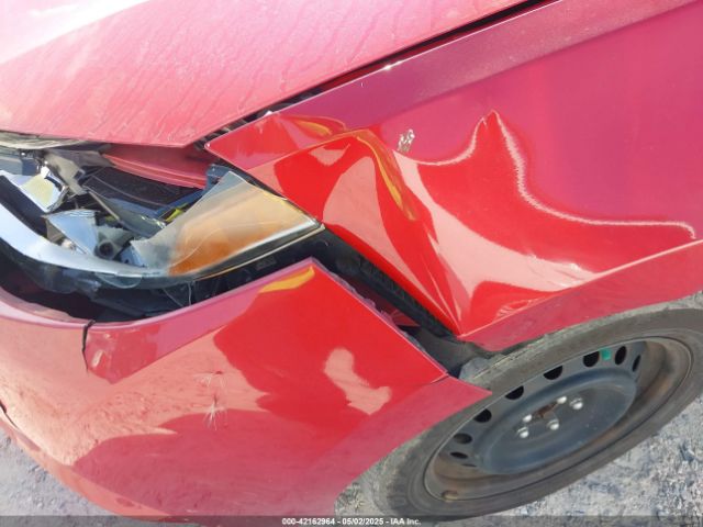 2T1BURHE2GC630927 Toyota COROLLA LE
